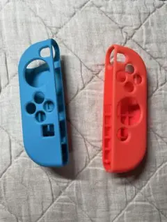 Nintendo Switch ジョイコンカバー 青 赤