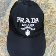 PRADA ナイロンキャップ