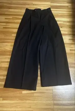 MBハイエンド尾州ウール フロントシーム”ハカマ”スラックス　黒S