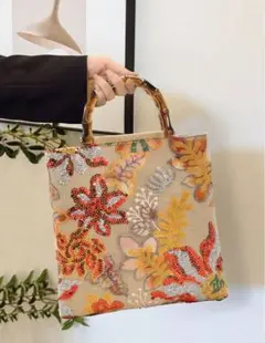 新品★スパンコール刺繍トートバッグ ハンドバッグ バンブー風持ち手 内ポケット付