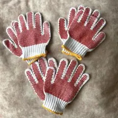 3組セット❣️ 新品未使用 軍手 滑り止め付き 子供用 赤 幼児 手袋