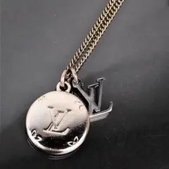 ルイヴィトン ネックレス モノグラム シルバー M62485