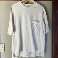 UNIQLO 半袖ポケット付き　Tシャツ　アイボリー