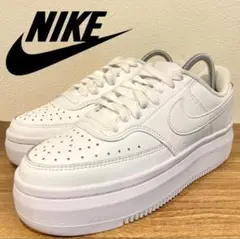 NIKEコートビジョンアルタ　ホワイト　スニーカー　厚底　エアフォース