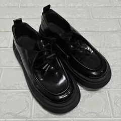 Item thumbnail for item 51536745-725a-49ba-a086-ef72194ae1ed