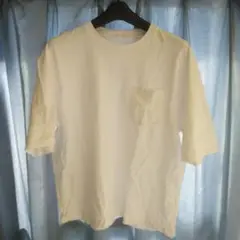 GU　Tシャツ