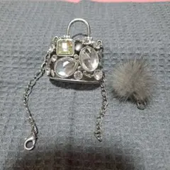 ハンドバッグ型チャームとファー付きチャームセット