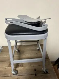 LYON FACTORY STOOL