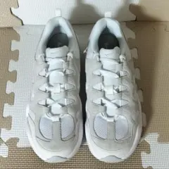 ナイキ　W テックヘラ ホワイト 27.5cm