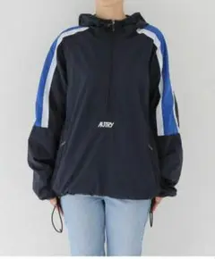 AUTRY　オートリー ナイロン　ブルゾン　白 AUTRY 【オートリー】 MEDALIST LOW SNEAKERS IN LEATHER COLOR