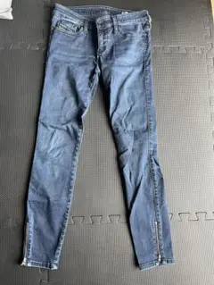 ディーゼル　スキニーデニム サイドファスナー付き　size27
