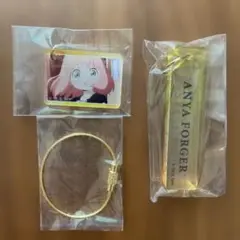 スパイファミリー　アーニャ　アクリルキーホルダー