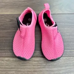 ウォーターシューズ　マリンシューズ　18㎝　子供　キッズ　ピンク　川　海　プール