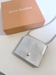Acne Studios クラックレザーコインケース 2025年最新】Acne Studios レディース コインケース・小銭入れの