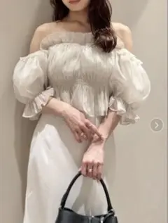 25SS SNIDEL ギャザーオフショルブラウス