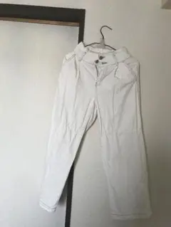 GUのデニムパンツ