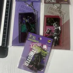 即日発送！ジョーカー・ハーレイクイン アクリルキーホルダー＆ステッカーセット