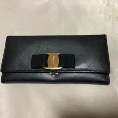 フェラガモ長財布