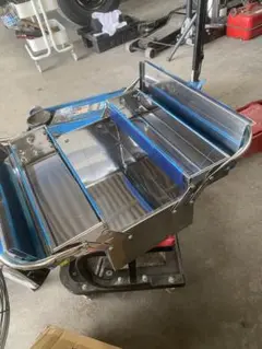 2段式ツールボックス