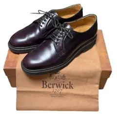 Berwick1707 バーウィック プレーントゥ 4406 ビブラム ソール