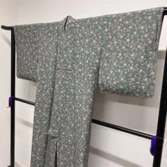 小紋　正絹　小花模様　バチ襟　くすみカラー　着物　053t