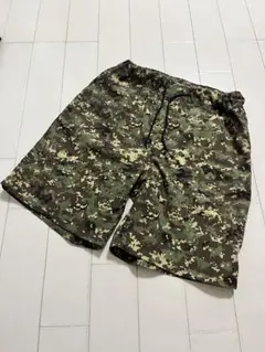 GLOBAL WOK 迷彩柄 ハーフパンツ 140