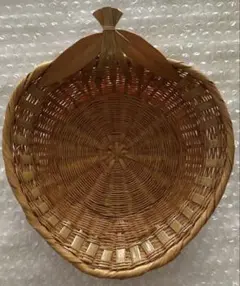 天然素材 手編みのバスケット 中型