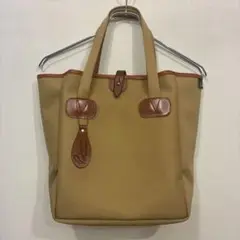 Item thumbnail for item 213b9c30-ae51-43a5-8f35-691a2c324faf