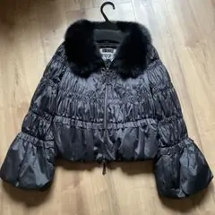 トゥービーシック ジャケット ダウン風 黒 ブルーフォックス付き