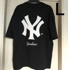 【値下げ】新品未使用　NYヤンキース 半袖　Tシャツ　L サイズ　黒　バックロゴ