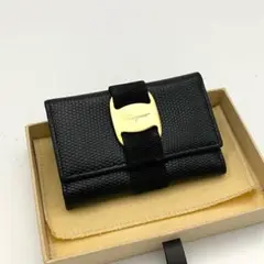 サルヴァトーレ　フェラガモ　キーケース　ヴァラ　リボン　黒