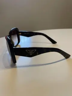 PRADA サングラス