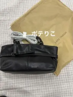 samo ondoh 黒のレザーショルダーバッグ