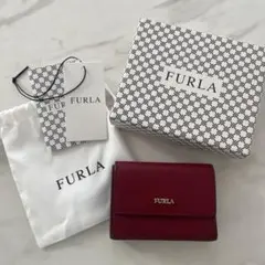 FURLA バーガンディ 三つ折り財布