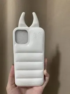 耳型デザインのiPhone12