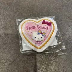 ハローキティ ハート型バッジ IAEONコラボ