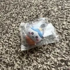 ちいかわ　くら寿司　フィギュア　ハチワレ　びっくらぽん