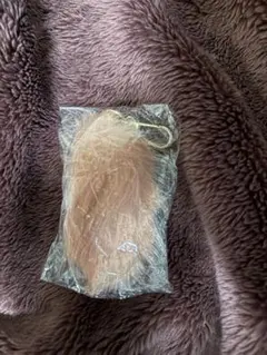 ピンクファー羽根型キーホルダー ガチャガチャ