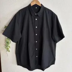 黒 半袖シャツ XL メンズ　サッカー素材