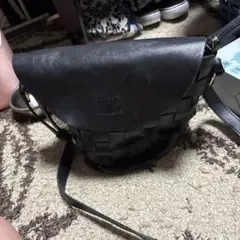 ショルダーバック^_^本革