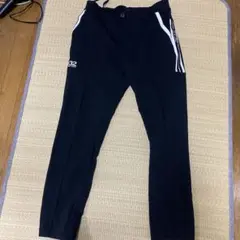 32 ゴルフ用 黒パンツ ストライプ入り