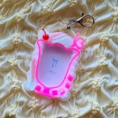 ピンク クリームソーダカードケース キーホルダー トレカケース チェリー