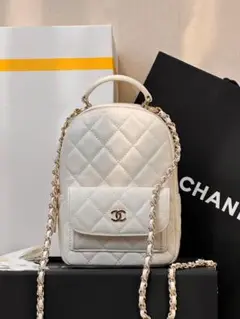 CHANEL キルティングショルダーバッグ ホワイト