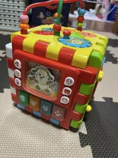 Item thumbnail for item 73987629-4423-4f5f-b38a-1b1628431b89
