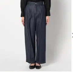 新品未使用GALLORIAデニムタックワイドパンツ　Sサイズ
