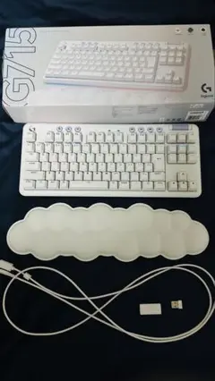 ロジクール　G715 ワイヤレス　ゲーミングキーボード