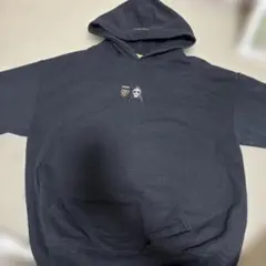 WORLD wide FAMOUS ブラックパーカー