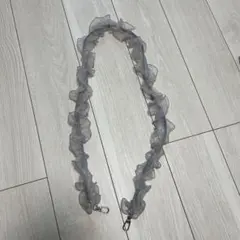 グレー フリル スマホショルダーストラップ　美品