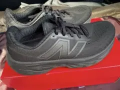 New Balance Fresh Foam 1080 ブラック v14
