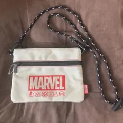 MARVEL マーベル　サコッシュ ポーチ　ベージュ
